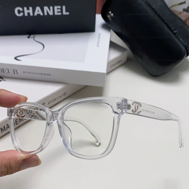 SQUARE SUNGLASSES 632887 IN CLEAR ACETATE