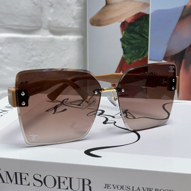 SQUARE SUNGLASSES 632892 IN BEIGE ACETATE BROWN SMOKE LENSES