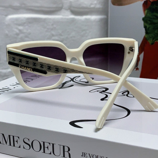 SQUARE SUNGLASSES 632696 IN WHITE ACETATE