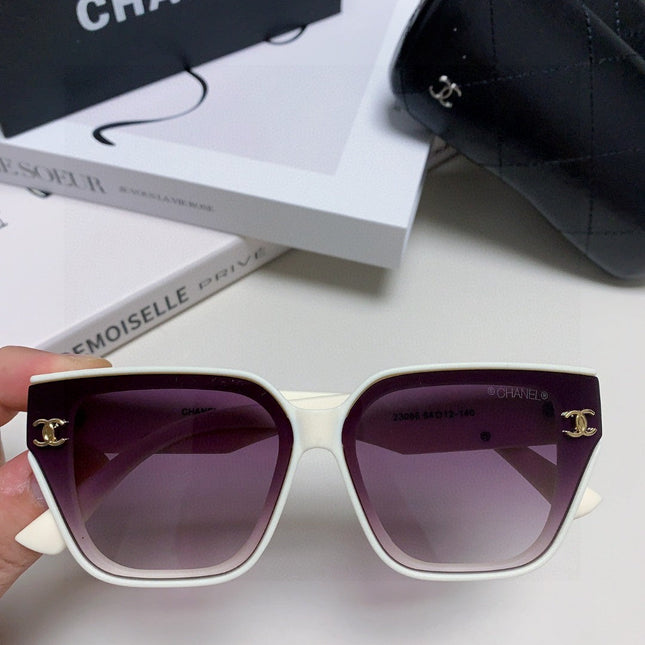 SQUARE SUNGLASSES 632696 IN WHITE ACETATE