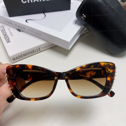 CAT EYE SUNGLASSES 632699 IN HAVANA ACETATE EMBOSSED PEARL