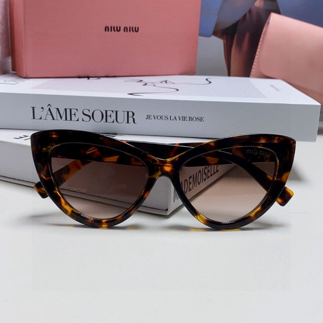 GLIMPSE CAT EYE SUNGLASSES 555885 IN HAVANA ACETATE