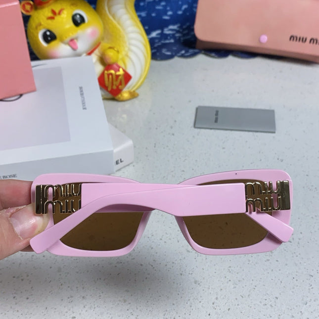 GLIMPSE SUNGLASSES 558345 IN PINK ACETATE GOLD EMBOSSED LOGO