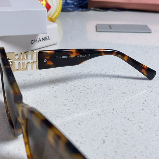 GLIMPSE SUNGLASSES 558347 IN HAVANA ACETATE GOLD EMBOSSED LOGO