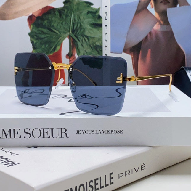 FIRST CRYSTAL SQUARE FRAME SUNGLASSES FE4082US IN METAL