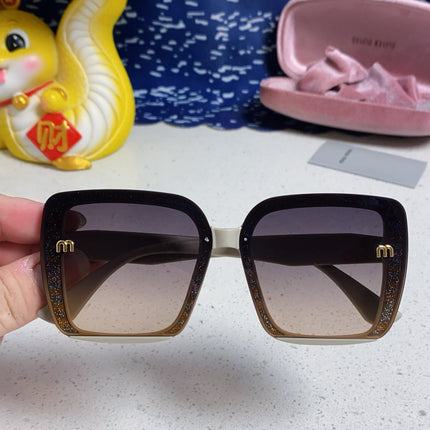 RUNWAY SQUARE SUNGLASSES 563196 IN BEIGE ACETATE