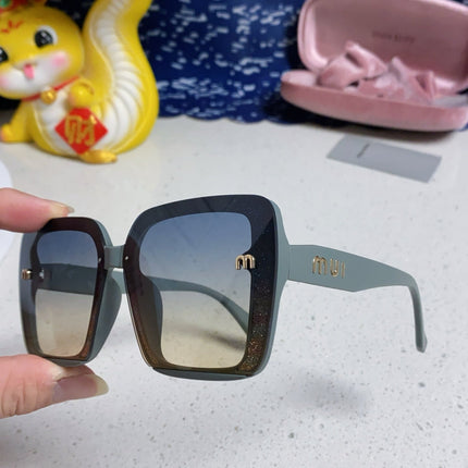 RUNWAY SQUARE SUNGLASSES 563197 IN TAN BLUE ACETATE