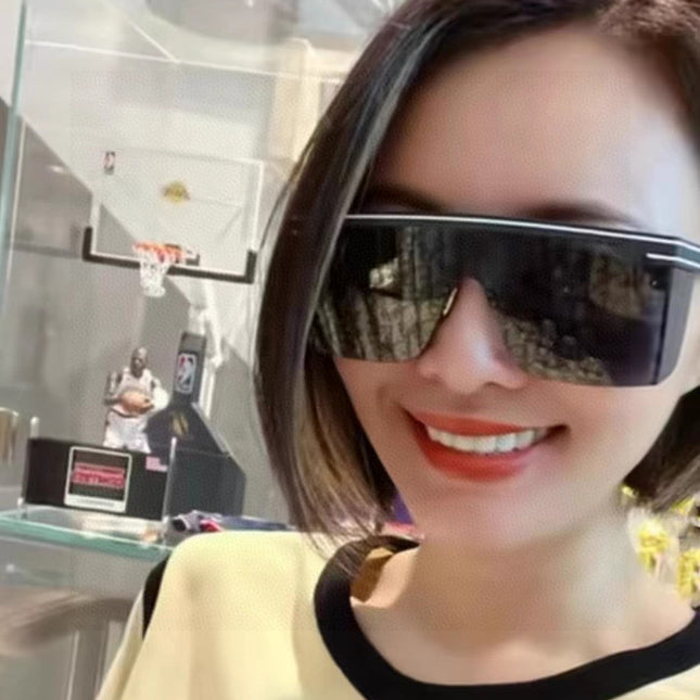 OBLIQUE SUNGLASS CLUB M1U IN BLACK ACETATE