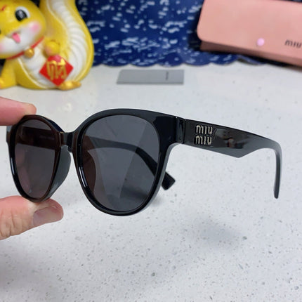 RUNWAY SUNGLASSES 567504 IN BLACK ACETATE SILVER LOGO BLACK LENSES
