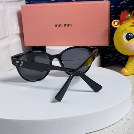 RUNWAY SUNGLASSES 567504 IN BLACK ACETATE SILVER LOGO BLACK LENSES