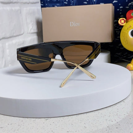 MONTAIGNE SUNGLASS CLUB M7U IN BROWN ACETATE