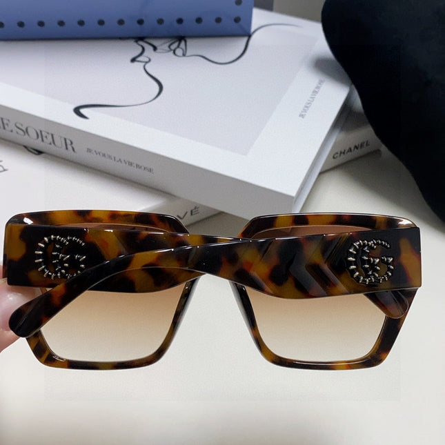 SQUARE FRAME SUNGLASSES 570209 IN ACETATE