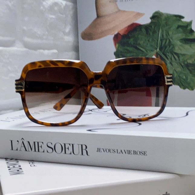 SQUARE FRAME SUNGLASSES 570231 IN ACETATE AND METAL