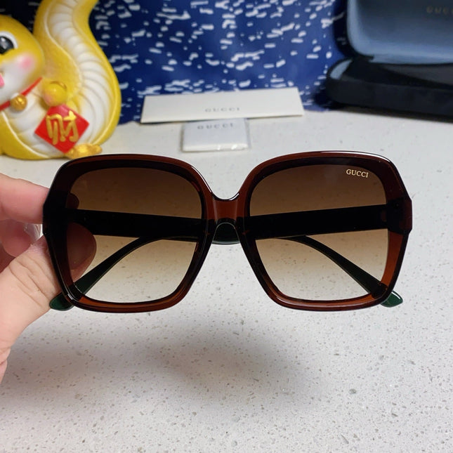 SQUARE FRAME SUNGLASSES 573309 IN ACETATE EMBOSSED LOGO