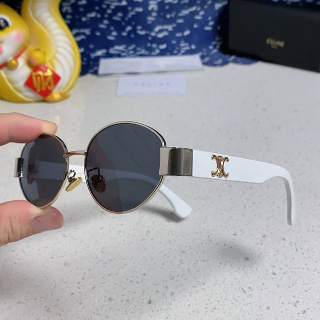 TRIOMPHE SUNGLASS 538530 IN WHITE ACETATE BLACK LENSES