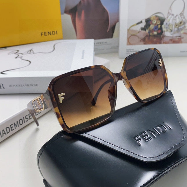 EMBOSSED LOGO FF DIAMONDS SQUARE FRAME SUNGLASSES 575798 IN ACETATE