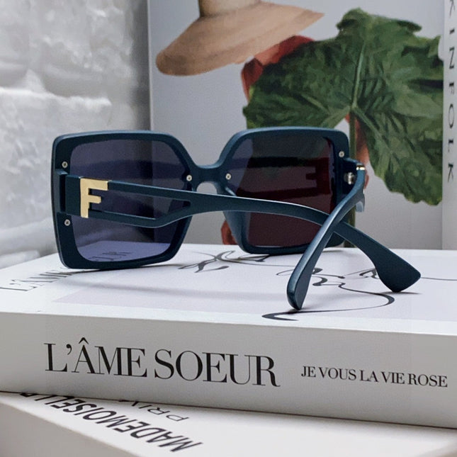 FF DIAMONDS SQUARE FRAME SUNGLASSES 575802 IN ACETATE