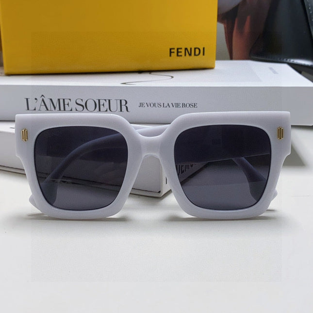 FEN FIRST CHUNKY SQUARE FRAME SUNGLASSES 542081 IN ACETATE