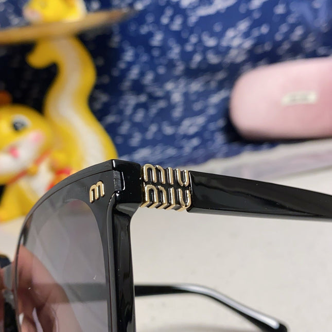 GLIMPSE SQUARE SUNGLASSES 554617 IN BLACK ACETATE BLACK LENS