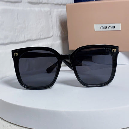 GLIMPSE SQUARE SUNGLASSES 554617 IN BLACK ACETATE BLACK LENS