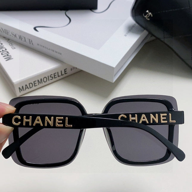 SQUARE SUNGLASSES 638798 IN ACETATE