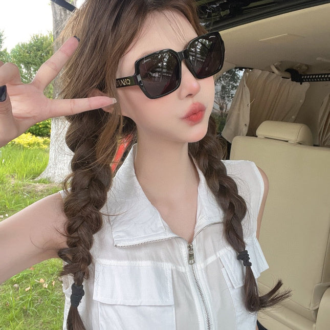 SQUARE SUNGLASSES 638932 IN BLACK ACETATE