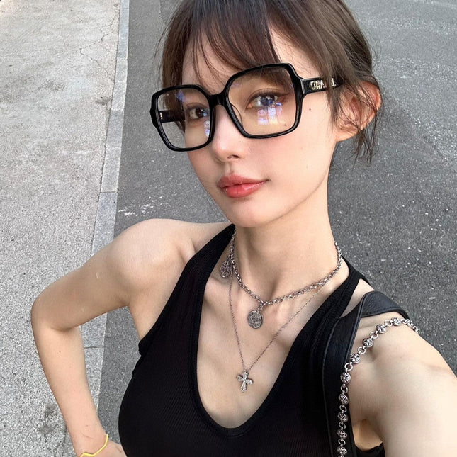 SQUARE SUNGLASSES 638934 IN BLACK ACETATE