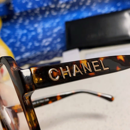 SQUARE SUNGLASSES 638933 IN HAVANA ACETATE