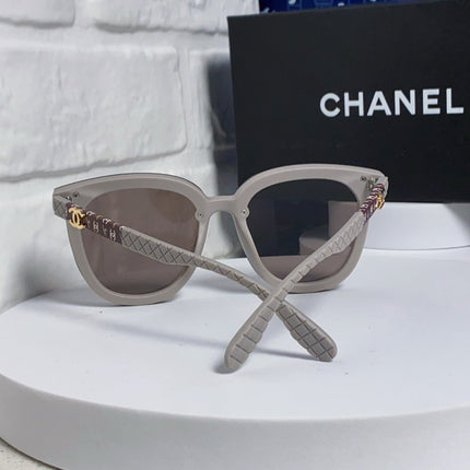 BROWNLINE SUNGLASSES 638936 IN LIGHT GRAY ACETATE