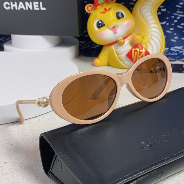 OVAL SUNGLASSES 640341 IN NUDE ACETATE METAL FRAME