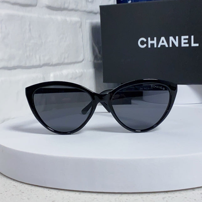 CAT EYE SUNGLASSES CH3393 IN BLACK ACETATE BLACK LENSES