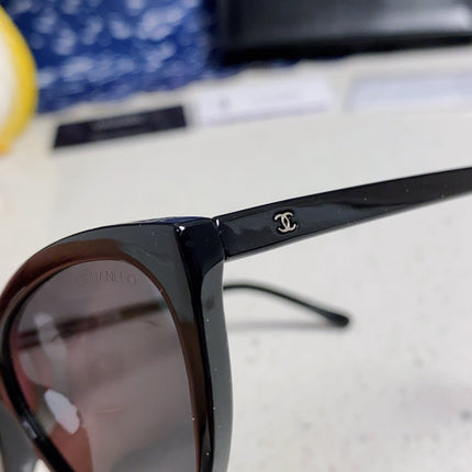 CAT EYE SUNGLASSES CH3393 IN BLACK ACETATE BLACK LENSES