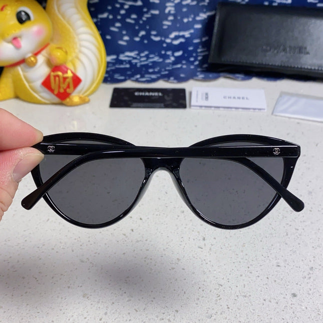 CAT EYE SUNGLASSES CH3393 IN BLACK ACETATE BLACK LENSES