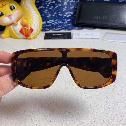 SQUARE SUNGLASSES CH5495 IN HAVANA ACETATE BROWN LENSES