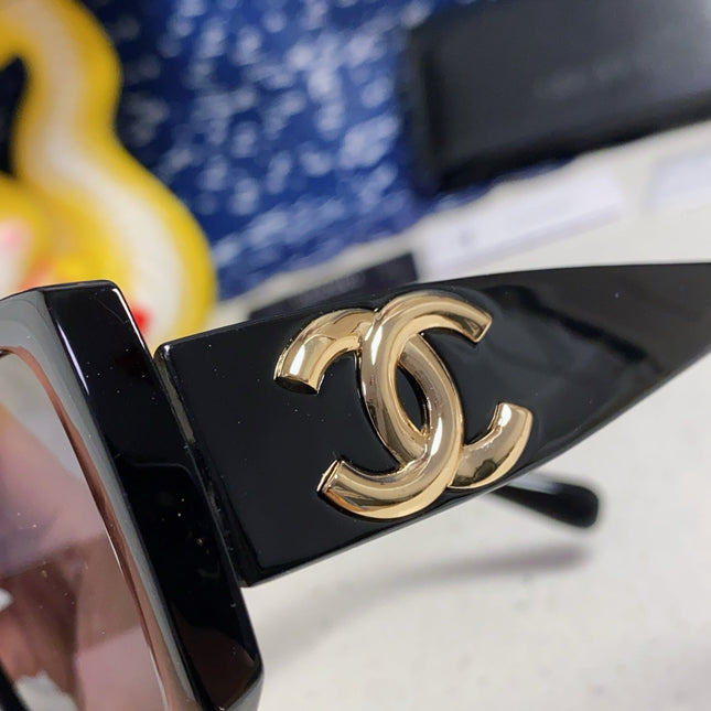 SQUARE SUNGLASSES CH5495 IN BLACK ACETATE BLACK LENSES