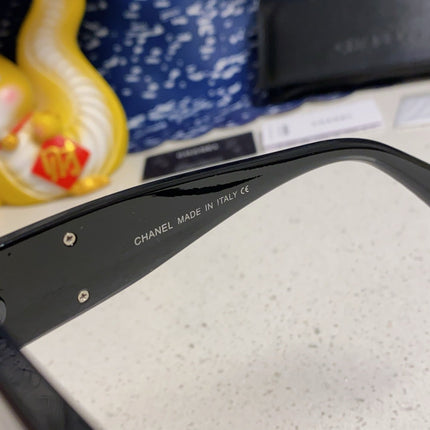 SQUARE SUNGLASSES CH5495 IN BLACK ACETATE BLACK LENSES