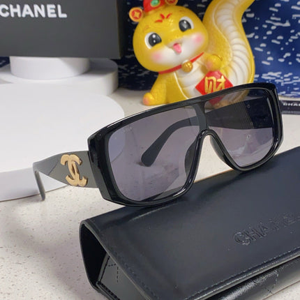 SQUARE SUNGLASSES CH5495 IN BLACK ACETATE BLACK LENSES