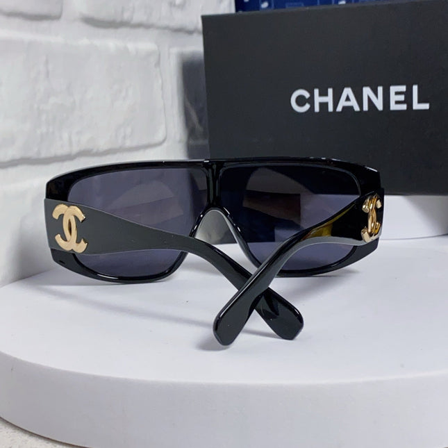 SQUARE SUNGLASSES CH5495 IN BLACK ACETATE BLACK LENSES