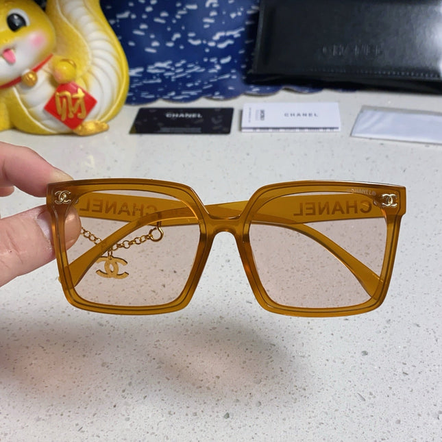 SQUARE SUNGLASSES 641806 IN DARK YELLOW ACETATE