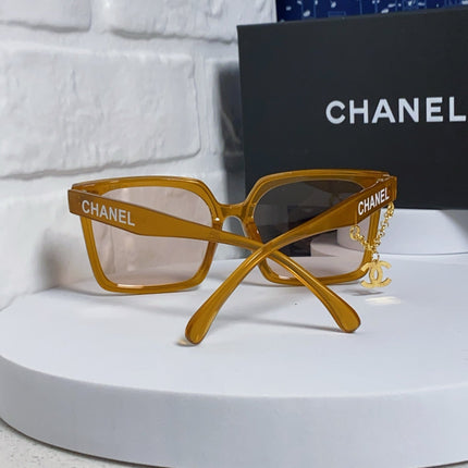 SQUARE SUNGLASSES 641806 IN DARK YELLOW ACETATE