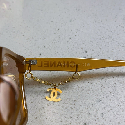 SQUARE SUNGLASSES 641806 IN DARK YELLOW ACETATE