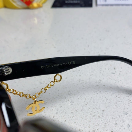 SQUARE SUNGLASSES 641807 IN BLACK ACETATE LIGHT BROWN LENSES