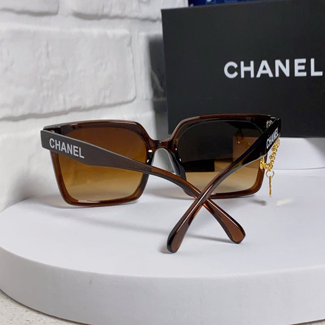 SQUARE SUNGLASSES 641810 IN BROWN ACETATE GOLD CHAIN