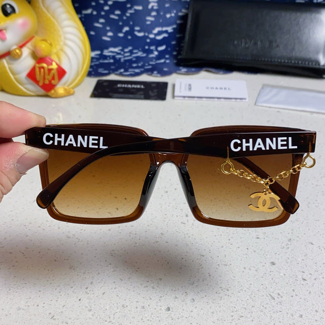 SQUARE SUNGLASSES 641810 IN BROWN ACETATE GOLD CHAIN