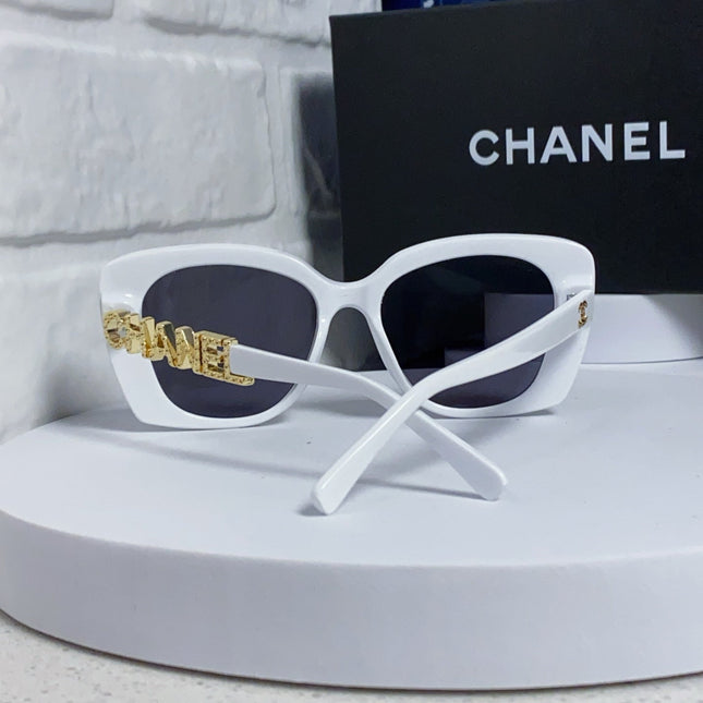 BUTTERFLY SUNGLASSES 641814 IN WHITE ACETATE GOLD METAL LOGO