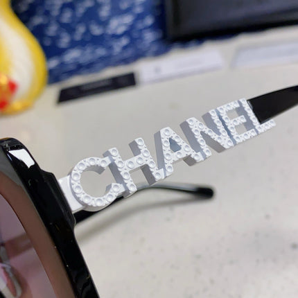 BUTTERFLY SUNGLASSES 641815 IN BLACK ACETATE WHITE METAL LOGO