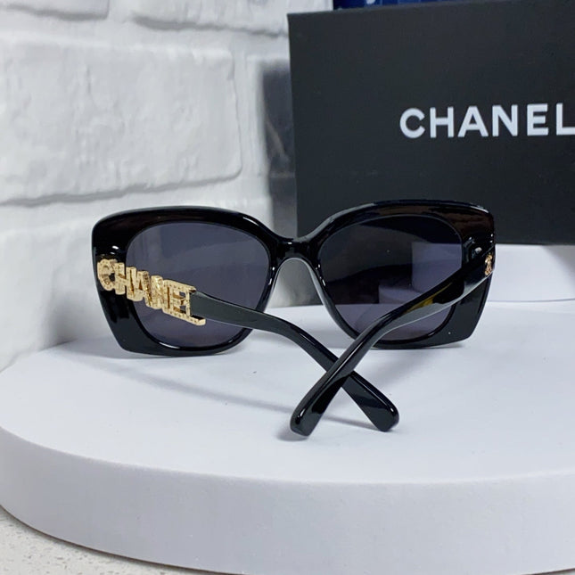 BUTTERFLY SUNGLASSES 641816 IN BLACK ACETATE GOLD METAL LOGO