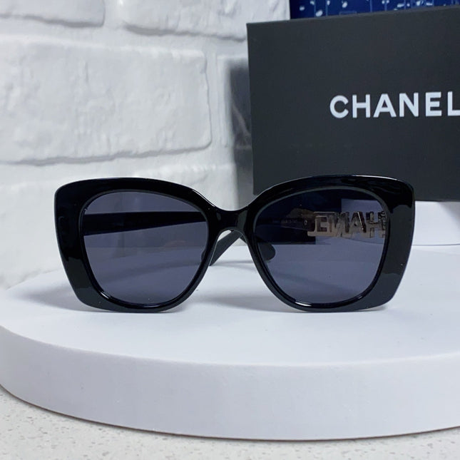 BUTTERFLY SUNGLASSES 641816 IN BLACK ACETATE GOLD METAL LOGO