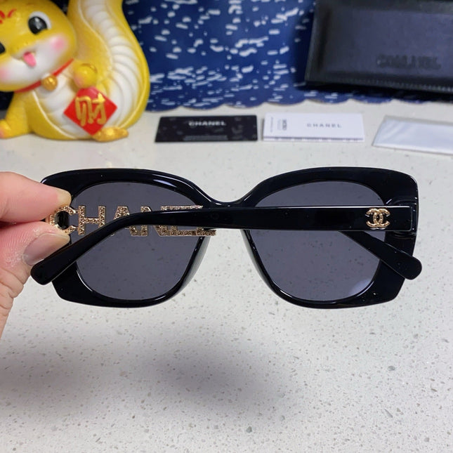 BUTTERFLY SUNGLASSES 641816 IN BLACK ACETATE GOLD METAL LOGO