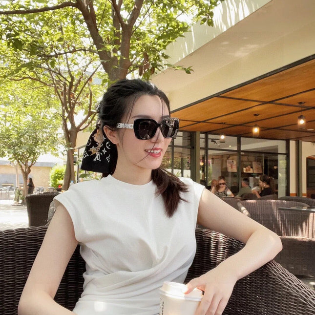 BUTTERFLY SUNGLASSES 641815 IN BLACK ACETATE WHITE METAL LOGO